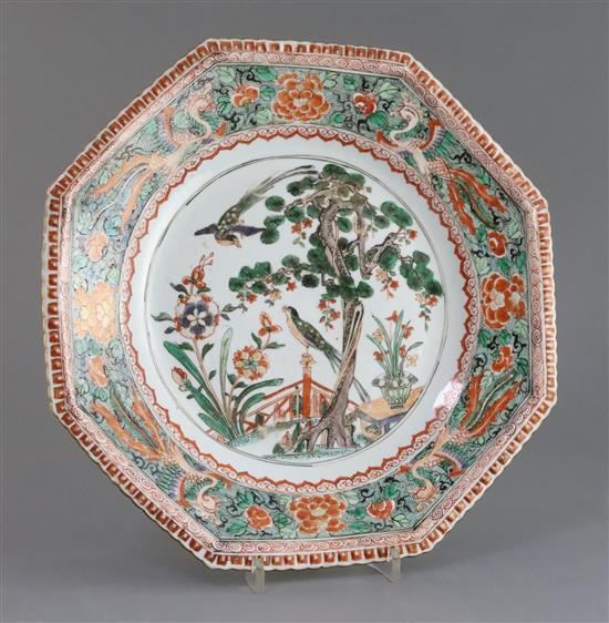 A Chinese famille verte octagonal dish, Kangxi period, W. 31.5cm
